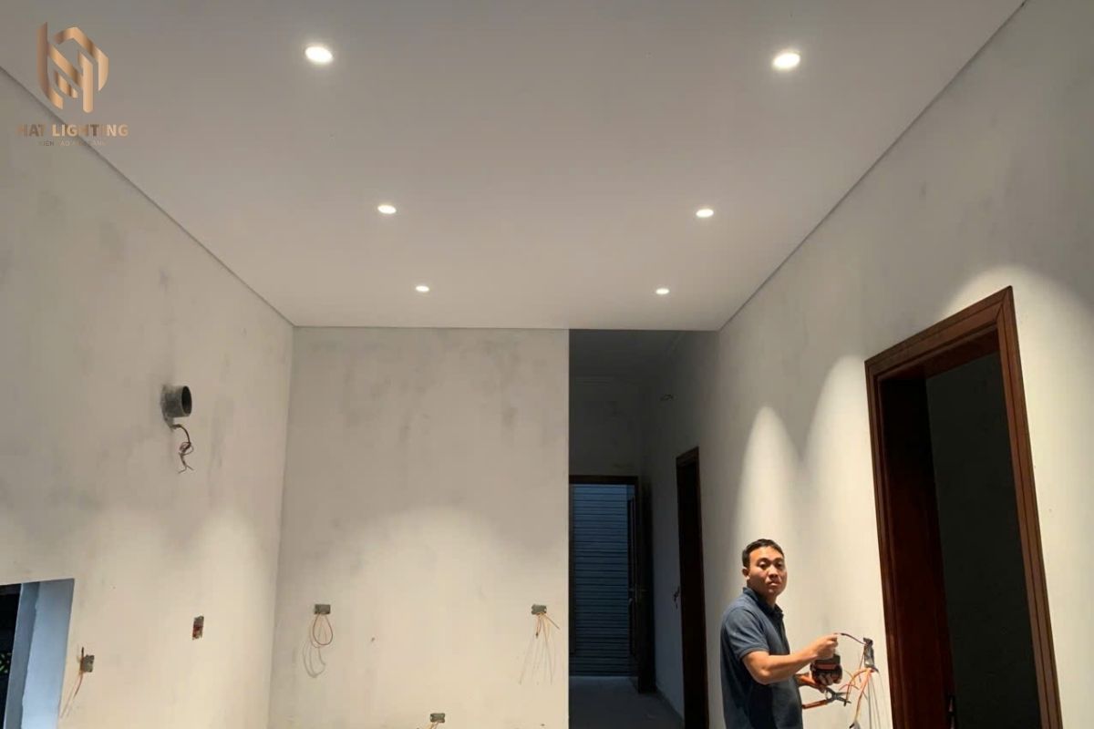 Vì sao nhiều biệt thự đầu tư lớn nhưng ánh sáng vẫn không mang lại trải nghiệm sống như mong đợi?