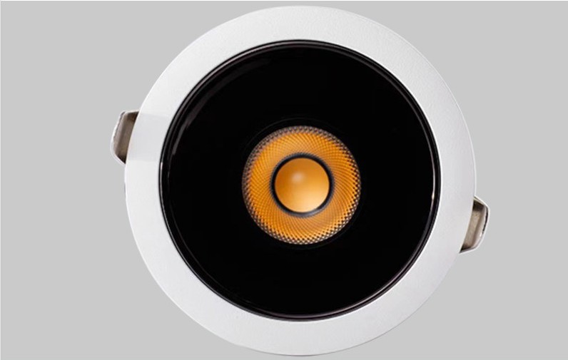 Giá Đèn Spotlight Bao Nhiêu? Bảng Giá & Giải Pháp Chiếu Sáng Biệt Thự 5 Sao Tại Nghệ An, Hà Tĩnh Năm 2026 9 Cấu tạo đèn spotlight chống chói nguồn sâu cao cấp.