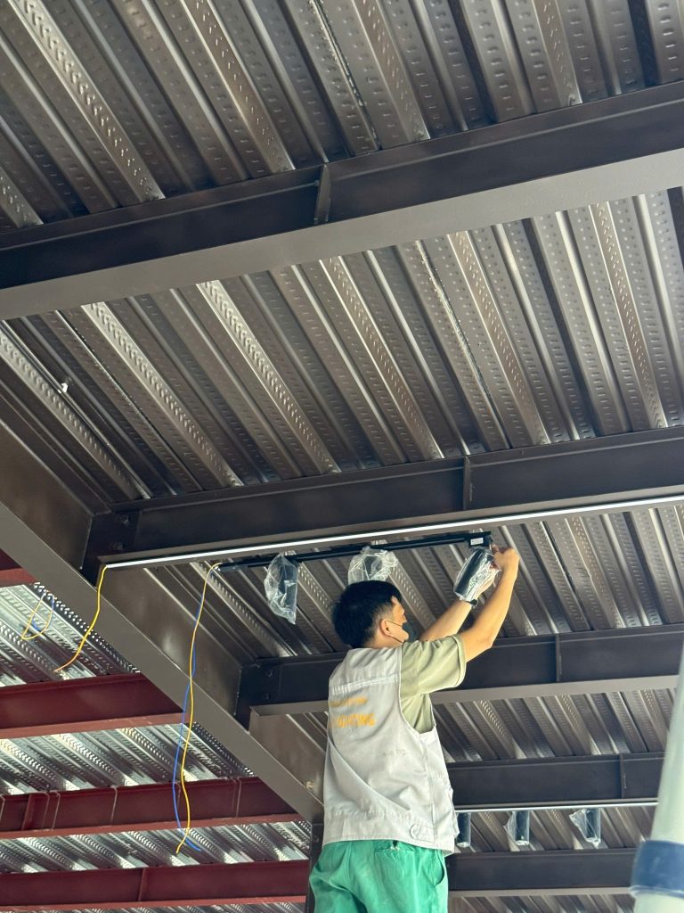 Mua Đèn Spotlight Tại Vinh Nghệ An Ở Đâu? Top 1 D 2026 13 Thi công ánh sáng cho nhà hàng Khe Giao tại Hà Tĩnh