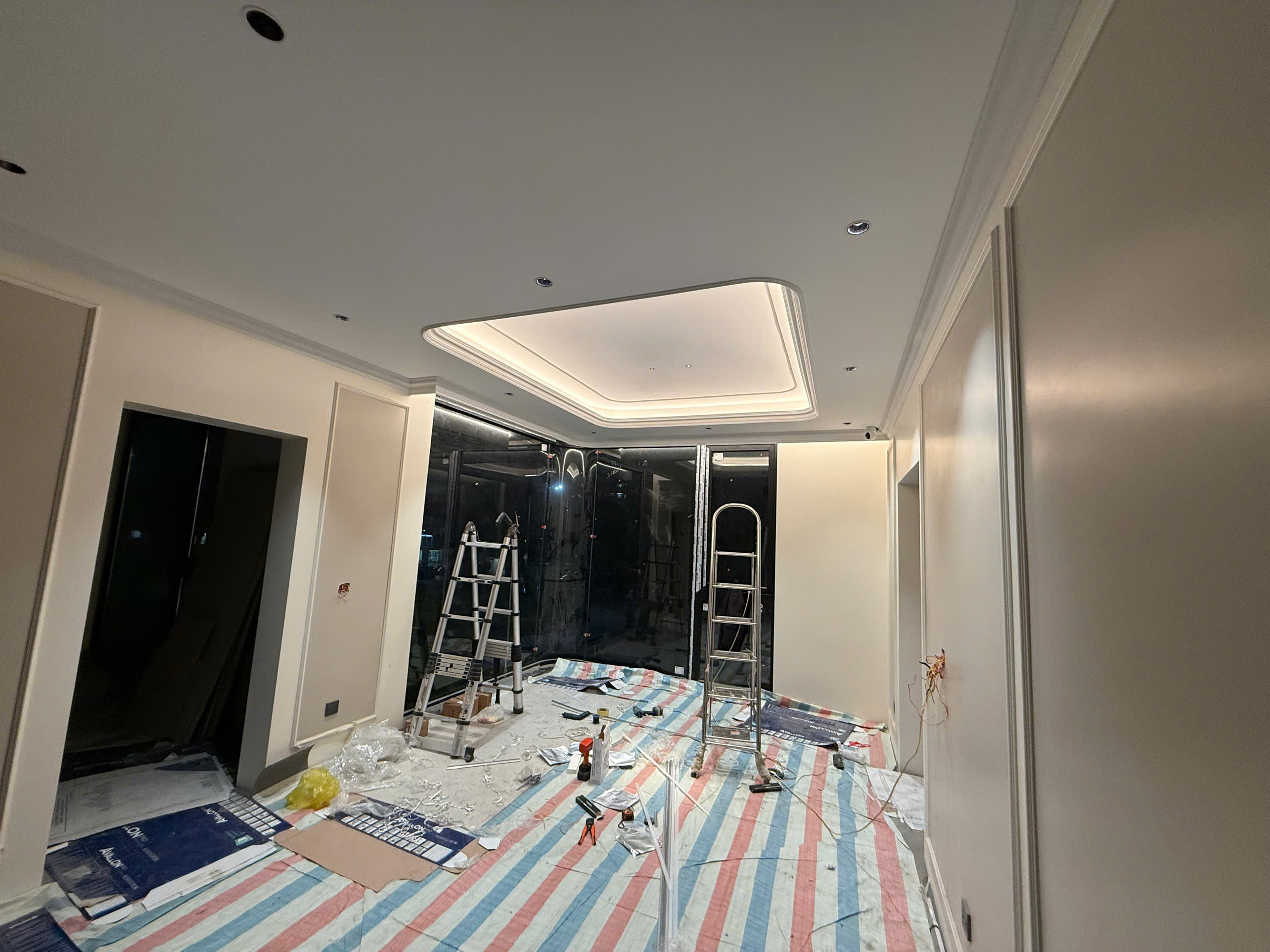 Giá Đèn Spotlight Bao Nhiêu? Bảng Giá & Giải Pháp Chiếu Sáng Biệt Thự 5 Sao Tại Nghệ An, Hà Tĩnh Năm 2026 14 HAT Lighting thi công đèn spotlight biệt thự trọn gói tại Nghệ An Hà Tĩnh