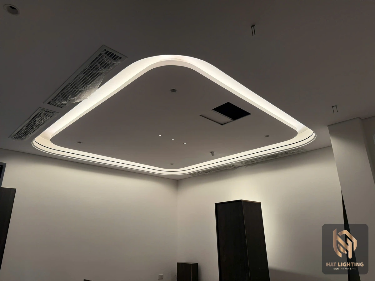 Thi công trần giật cấp có LED hắt sáng viền trần